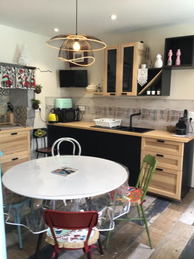 Chambre Pic Du Midi Appartement Only Adults 캄팡 외부 사진