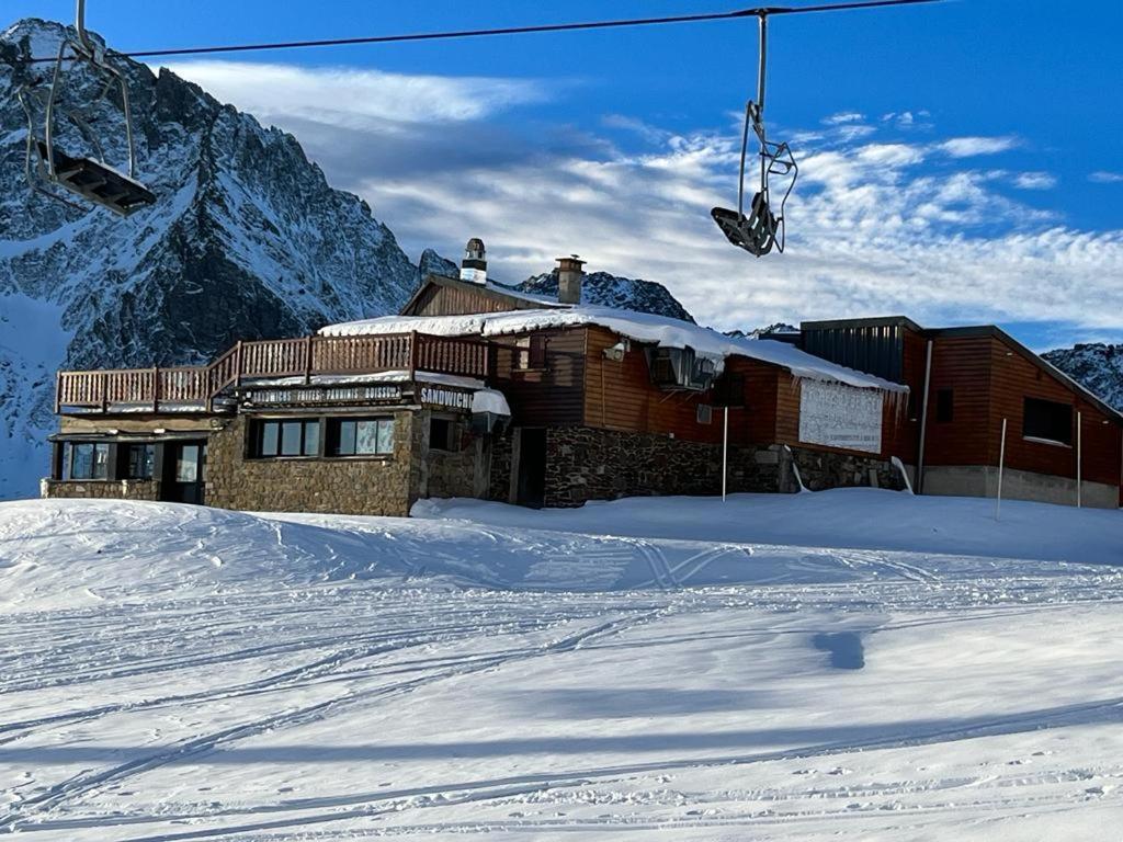 Chambre Pic Du Midi Appartement Only Adults 캄팡 외부 사진